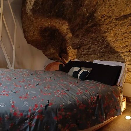 Casa Cueva La Luna Setenil De Las Bodegas Luaran gambar