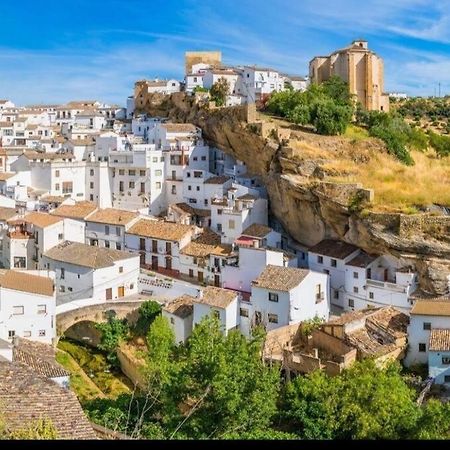 Casa Cueva La Luna Setenil De Las Bodegas Luaran gambar